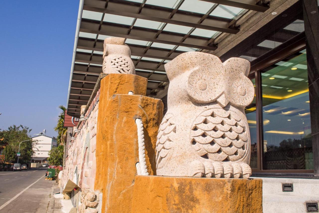 Classic Hotel Shvatan Nantou Bagian luar foto