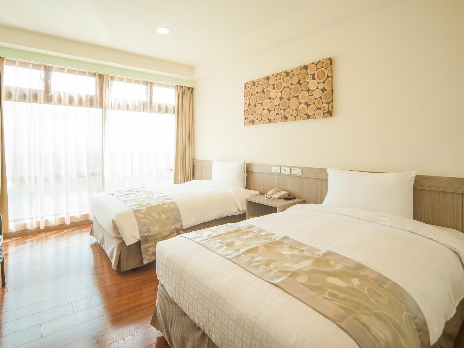 Classic Hotel Shvatan Nantou Bagian luar foto
