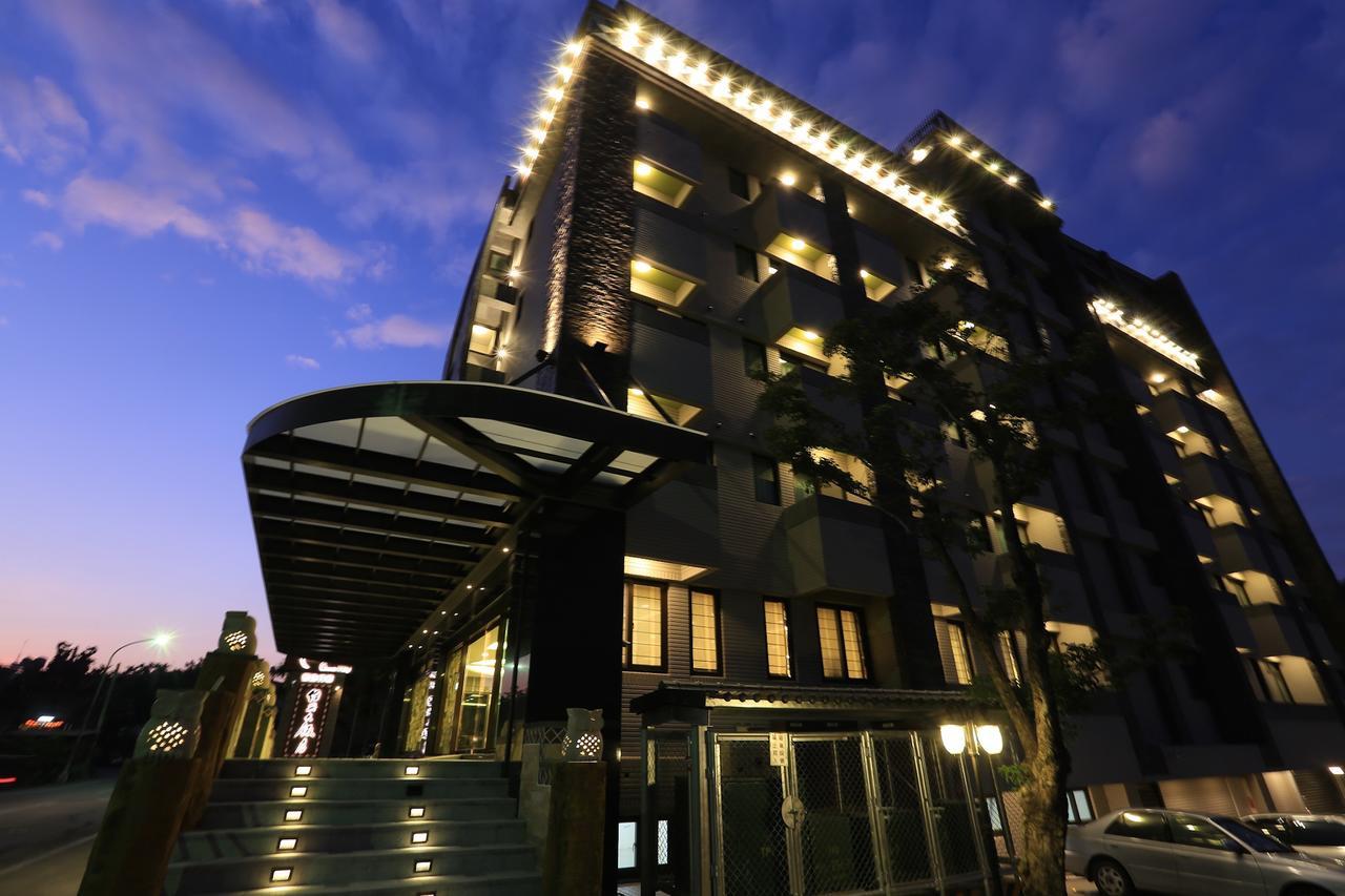 Classic Hotel Shvatan Nantou Bagian luar foto