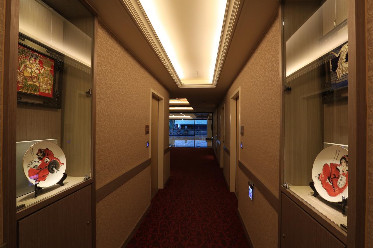 Classic Hotel Shvatan Nantou Bagian luar foto
