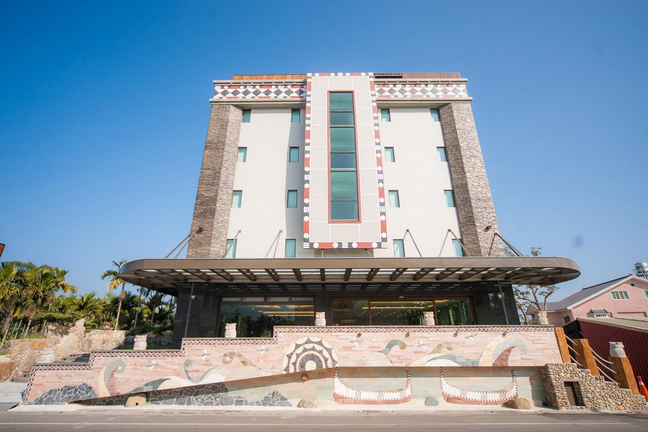 Classic Hotel Shvatan Nantou Bagian luar foto